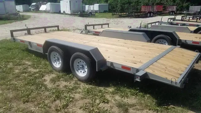 Stunning Red 2025 7x18 Open Wood Deck Auto Hauler – Tandem Axle