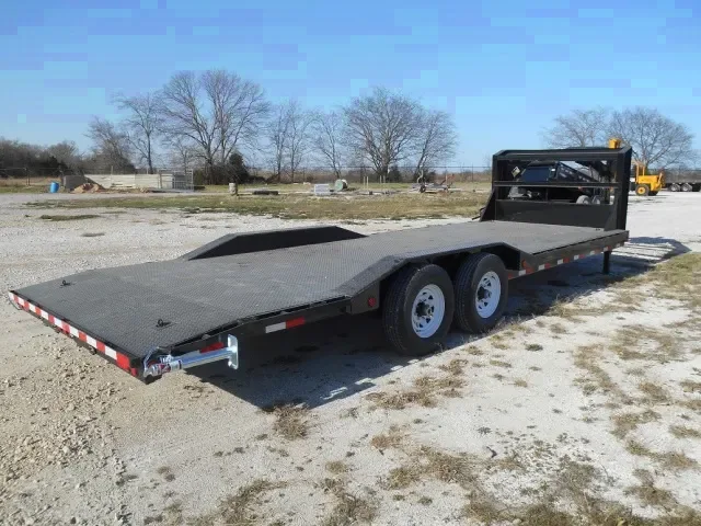 24ft GN Car Hauler - Steel Diamond Plate Floor