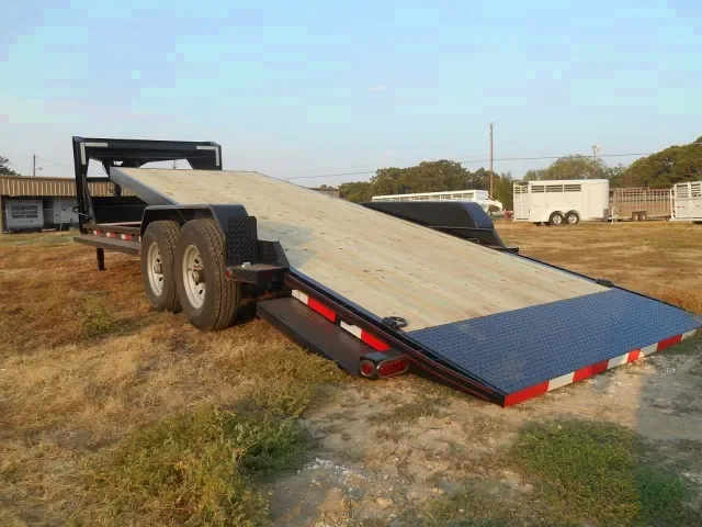 24FT CAR HAULER GOOSENECK FULL TILT