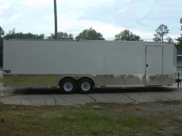 28FT CAR HAULER W/ESCAPE DOOR