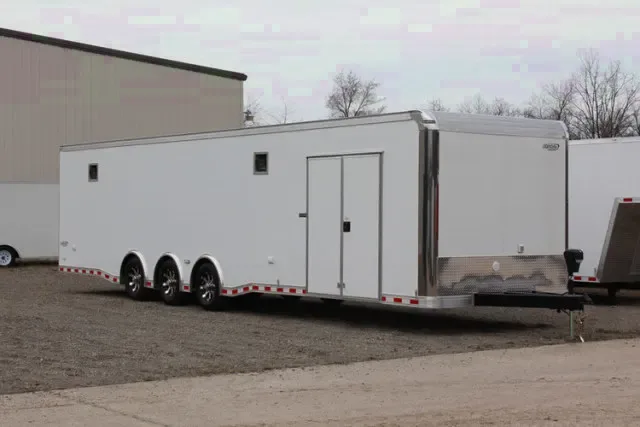 36FT  WHITE RACE TRAILER FLAT FRONT