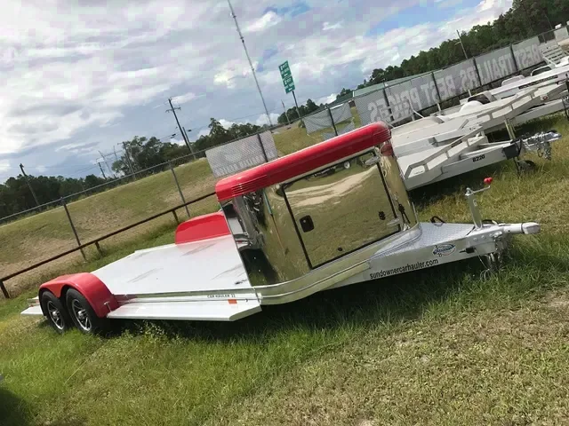 22FT ALUMINUM/RED OPEN CAR HAUELR
