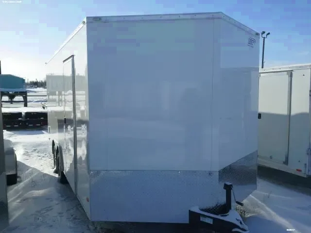 WHITE  ENCLOSED 18FT CAR HAULER