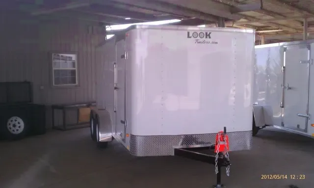 12ft V-nose Front Cargo Trailer W/Barn Doors
