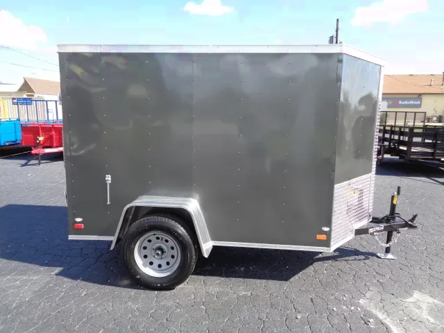 8FT V-NOSE ENCLOSED CARGO TRAILER