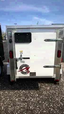 8ft White Flat Front with Single Rear Door