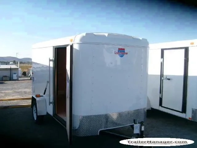 12FT ENCLOSED CARGO TRAILER W/DOUBLE REAR