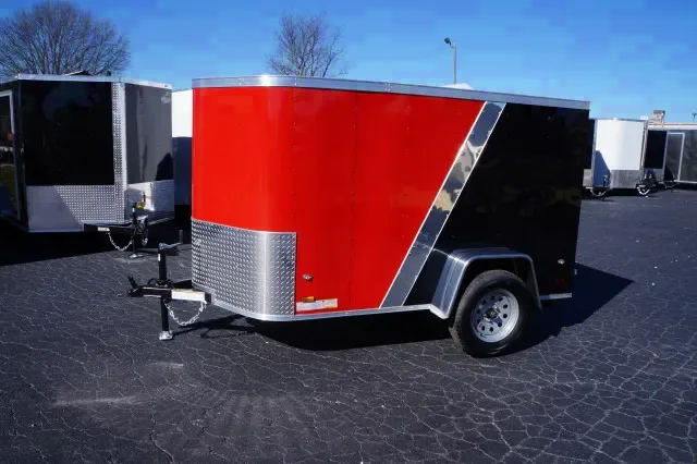 8ft V-Nose Red/Black - Single Door