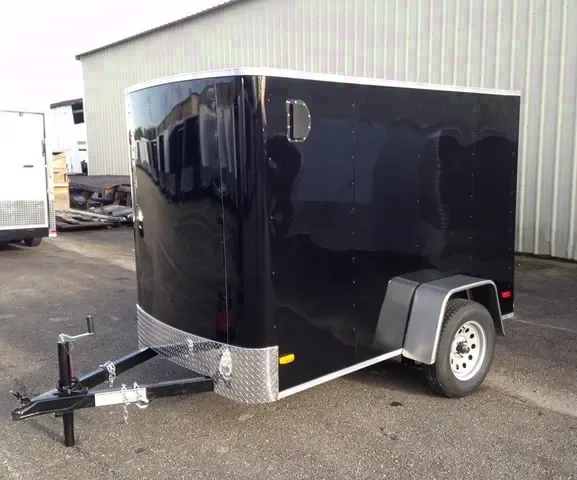 8ft S/A Enclosed-Black Flat Front