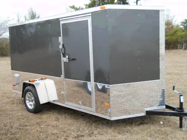 12FT S/A GREY WITH WRAP AROUND DIAMOND PLATING