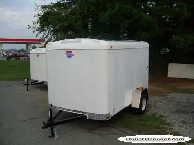 10ft Single Axle WHITE With Double Door-Rounded Top
