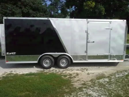 20FT TWO TONE CAR HAULER W/WRAP AROUND DIAMOND PLATING