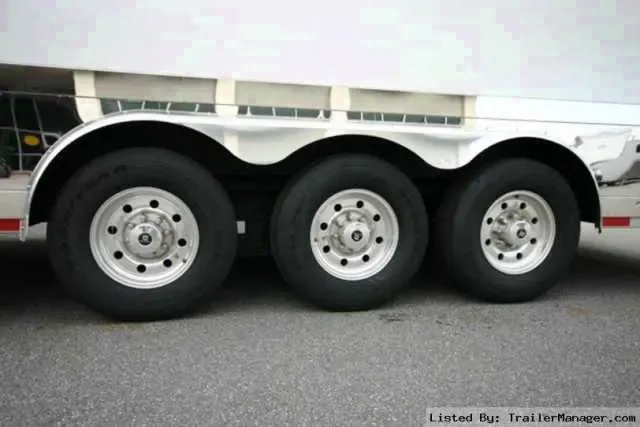 30FT STACKER  A/C V-NOSE LOADED FEATURES