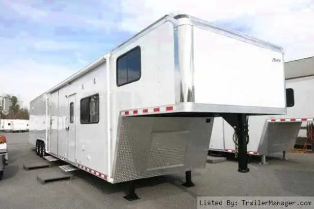 WHITE GN ENCLOSED 48FT-TRIPLE AXLE