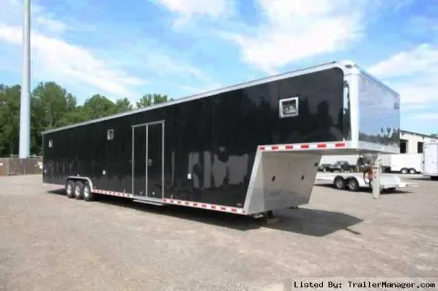 BLACK 50FT GOOSENECK FINISHED INTERIOR-RISER