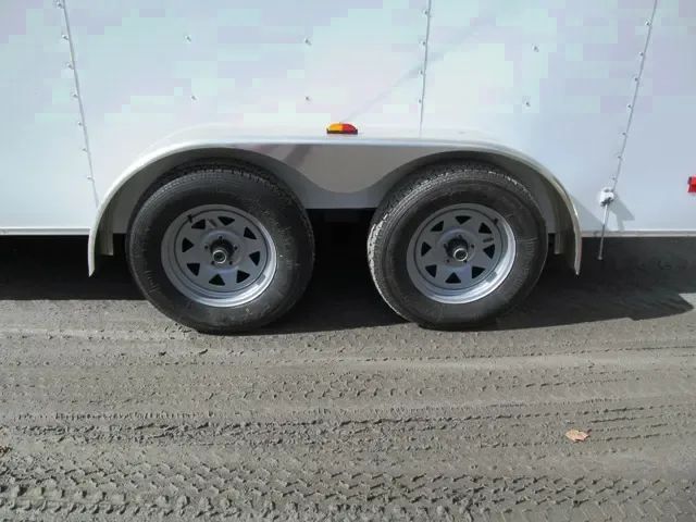 CARGO 14FT TANDEM AXLE WITH DOUBLE REAR DOORS