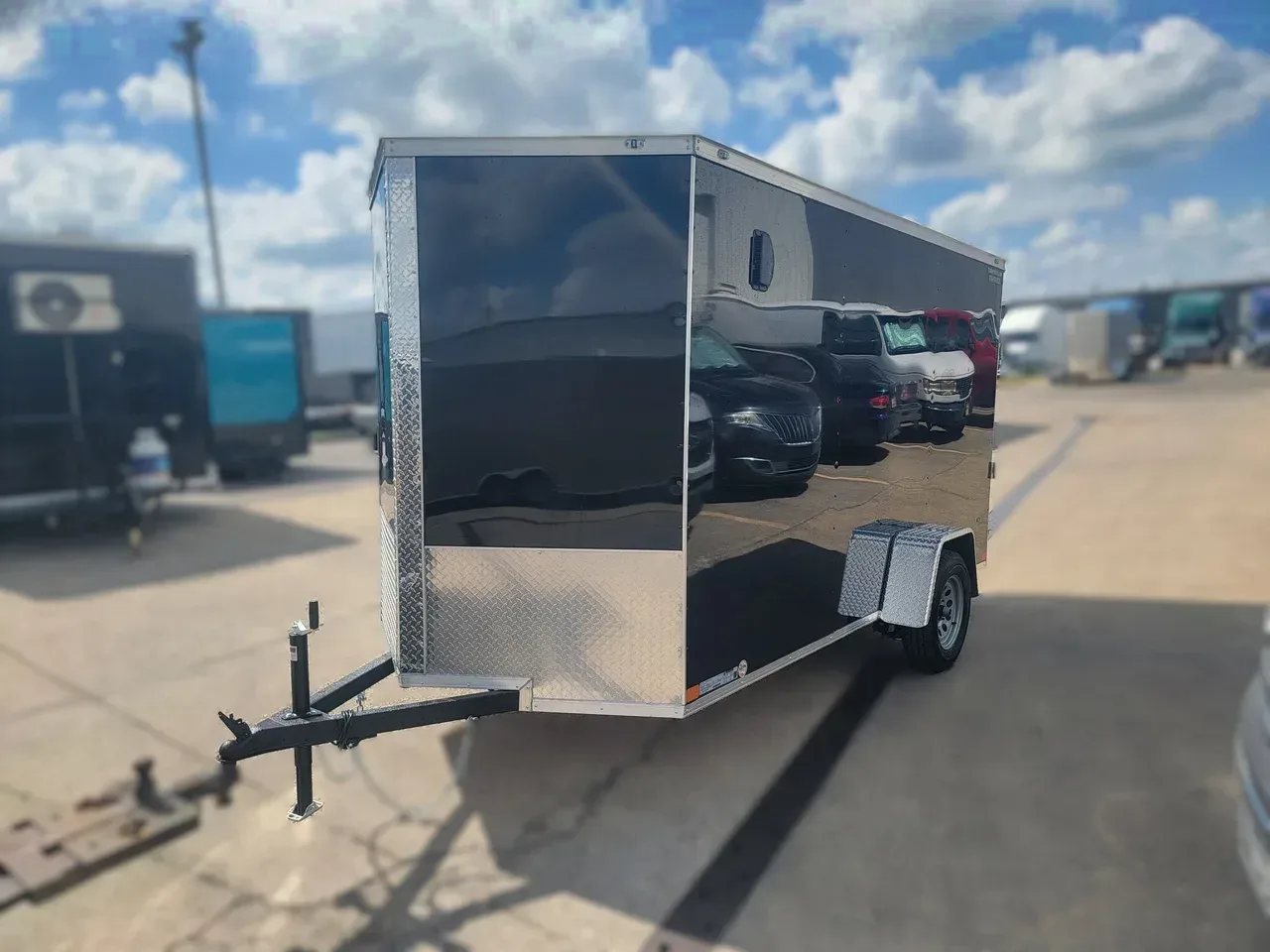 113210 - 2027 Miscellaneous CW Enclosed Cargo Trailer 6' x 12' Cargo Trailer