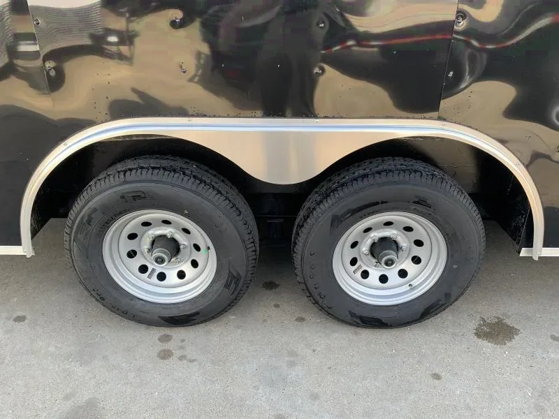 Premium 2025 8.5x16 Tandem Axle Enclosed Cargo Trailer for Your Business