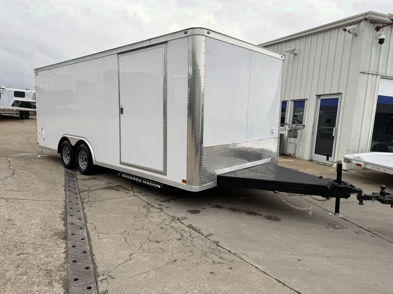 109394 - 2026 Covered Wagon 8.5' x 20' x 6'6" Finished Interior & Barn Doors Cargo Trailer
