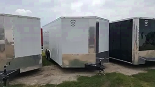 28FT ENCLOSED WHITE TRAILER