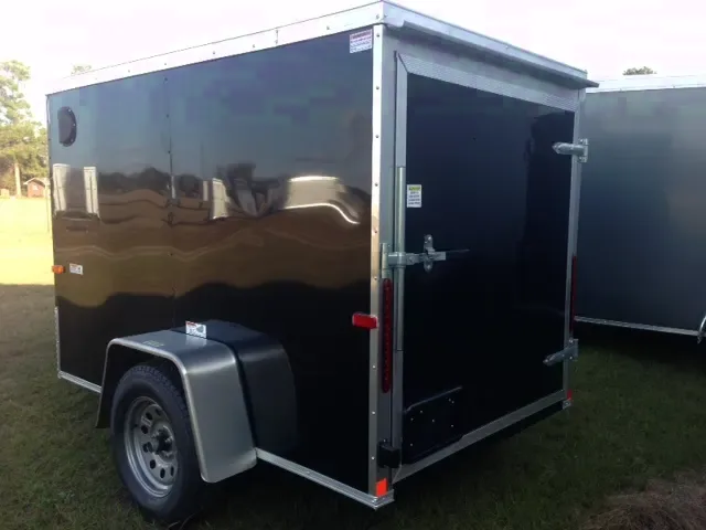 8FT SA ENCLOSED CARGO TRAILER
