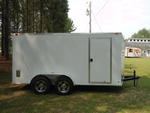 14ft - White Flat Front E-Trak
