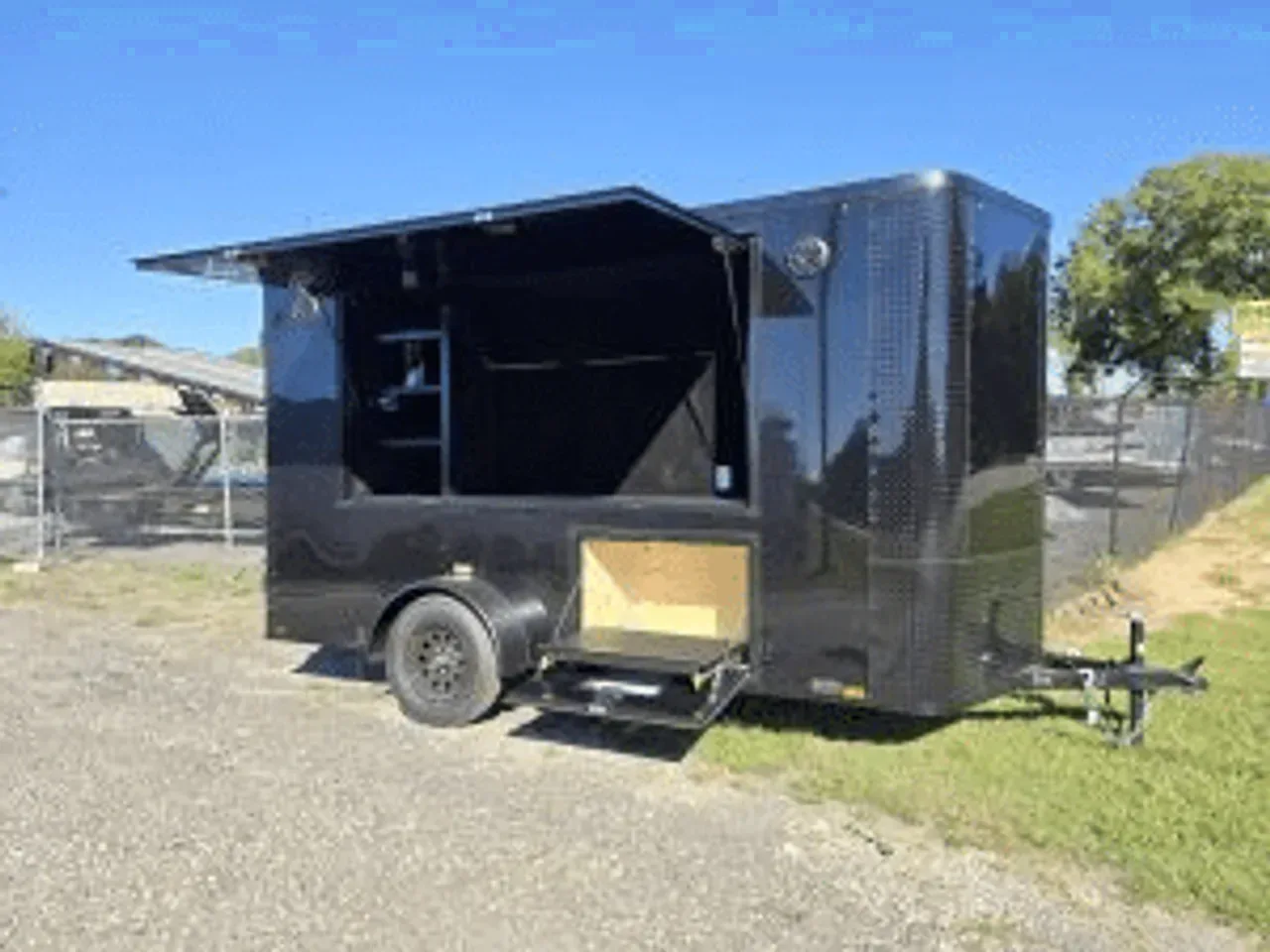 Enclosed 2026 6X12 Arising Trailers 6X12 Tailgate Football Party Trailer -ECTG612-001579 6 ft. x12 ft.
