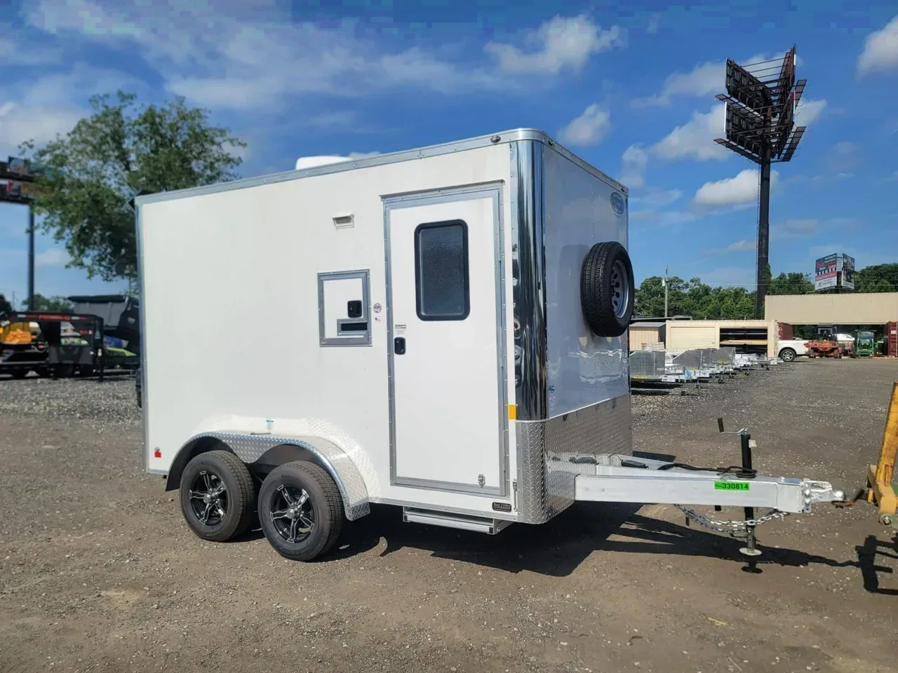 Enclosed 2025 7X12 Forest River 7×12 Tandem Axe 7K Fiber Optic Splicing Enclosed Trailer -ecmi712-fiber-330895 7 ft. x12 ft.