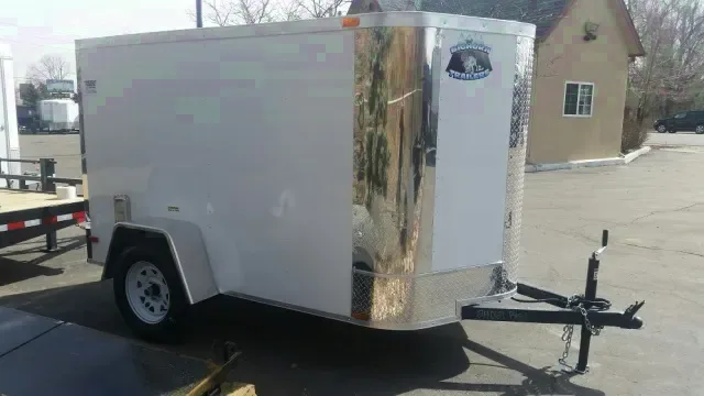 8ft WHITE v-nose cargo trailer w/rear ramp gate