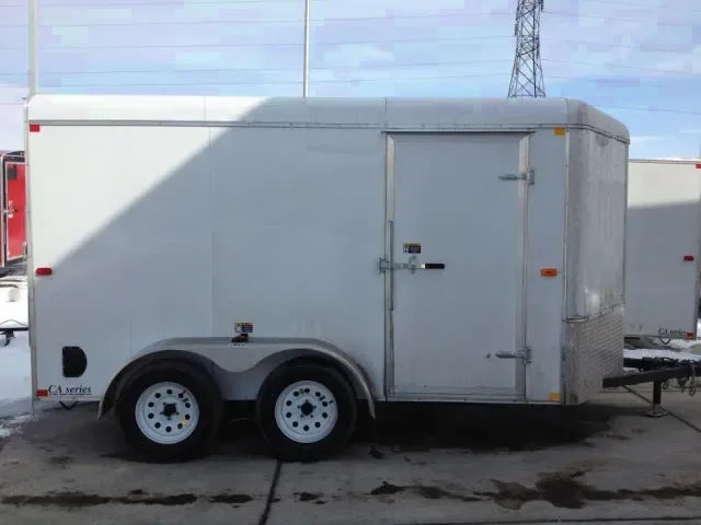 12ft v-nose Tandem axle enclosed cargo trailer