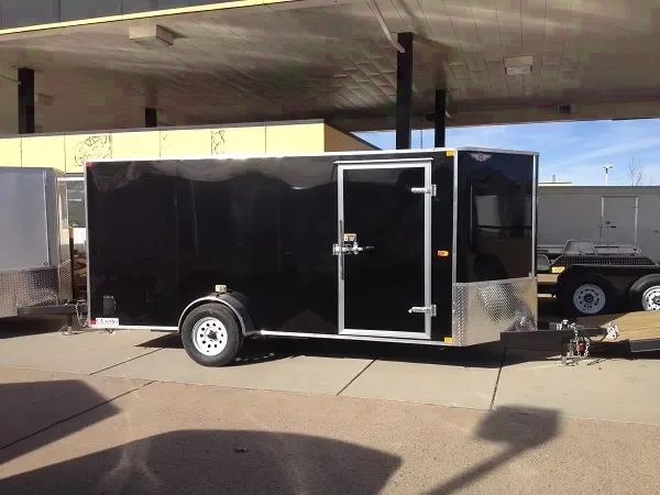 14ft Vnose Black w/Ramp Enclosed Trailer