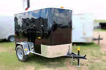 8FT ENCLOSED TRAILER W/REAR RAMP GATE