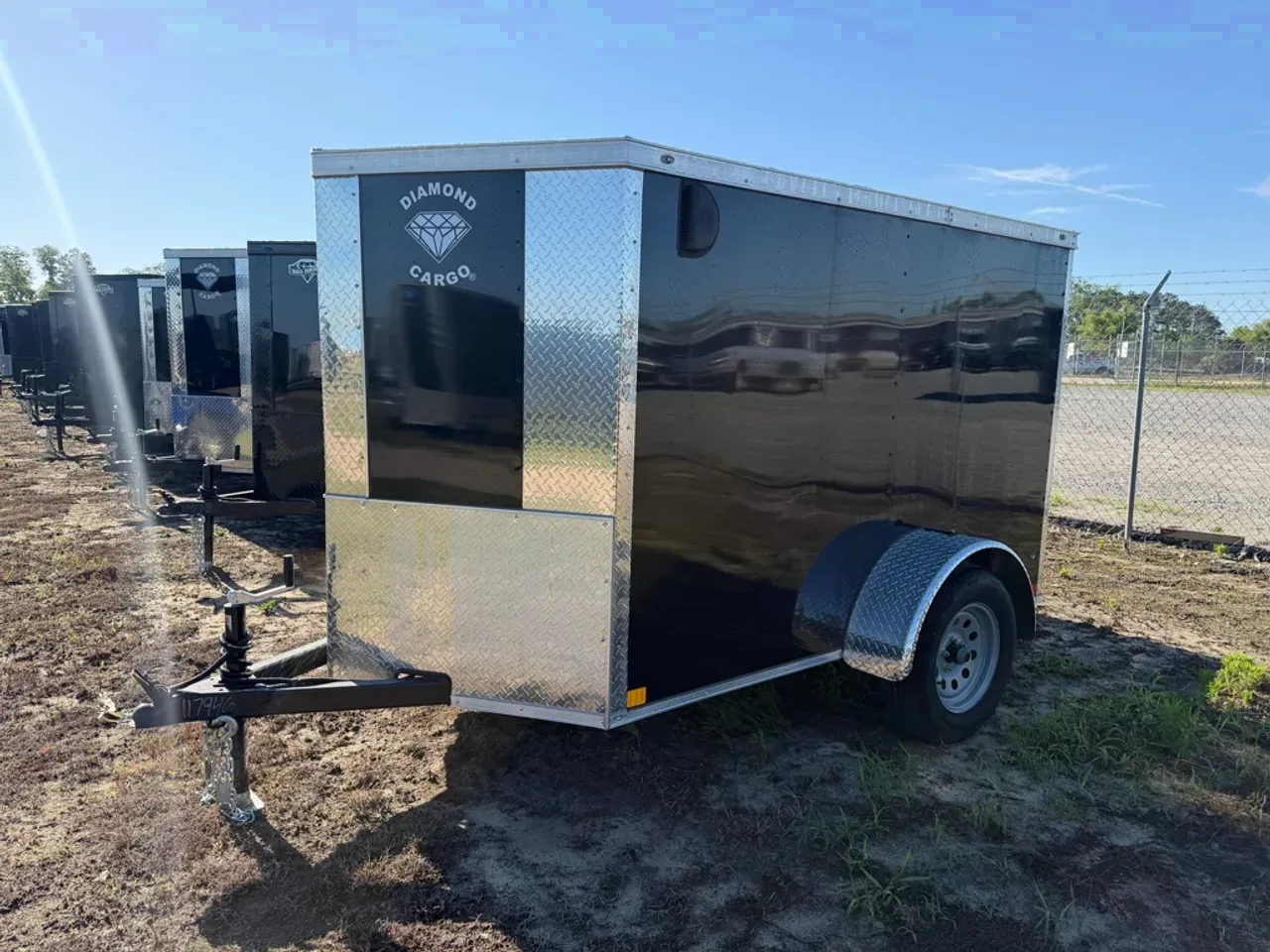2026 Diamond Cargo 5 X 8 SA