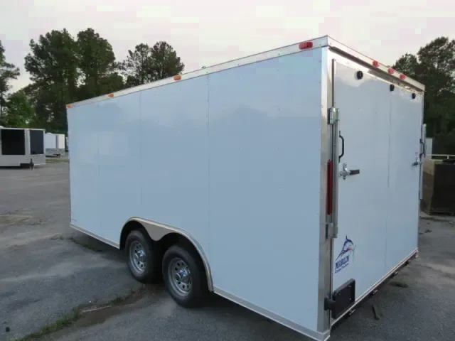 WHITE 16FT  WITH V-Nose Front