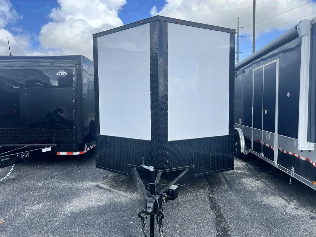 2026 Deep South 8.5 X 36 TTA5 Enclosed Car Hauler