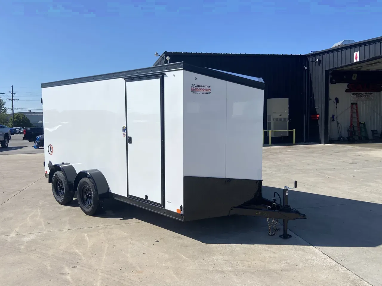 United UJ-S 14' V-Nose Enclosed Cargo Trailer