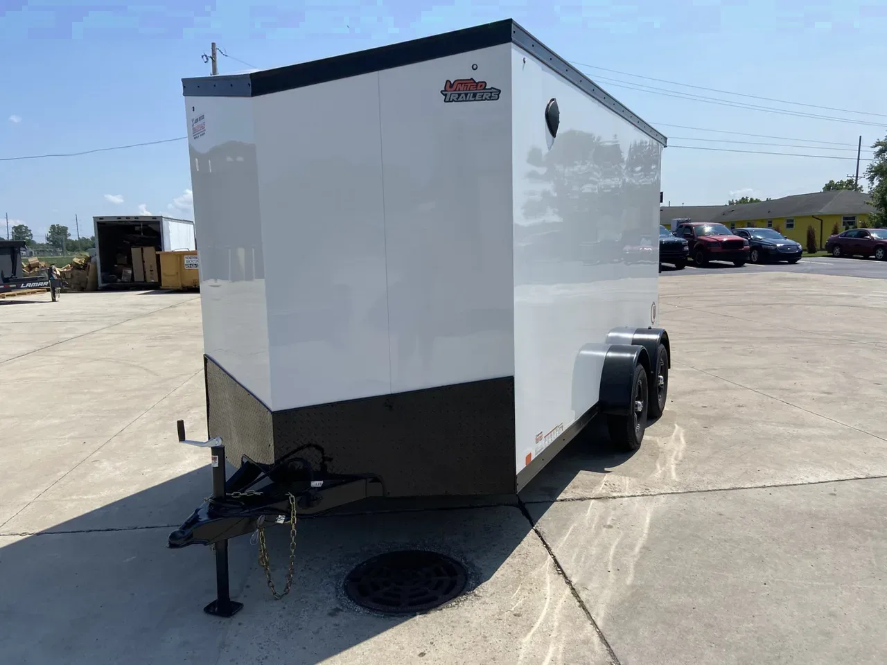 United 14' UJ V-Nose Enclosed Cargo Trailer