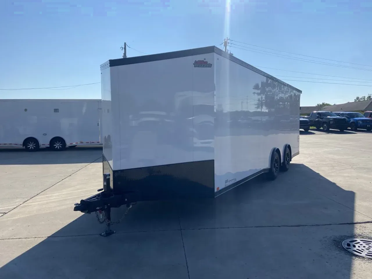 United CLAV-8.5X27 Enclosed Trailer