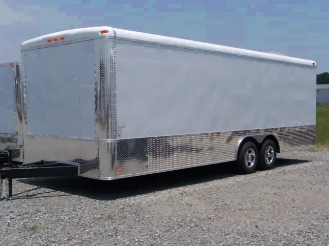 24FT T.A. WHITE TOY HAULER
