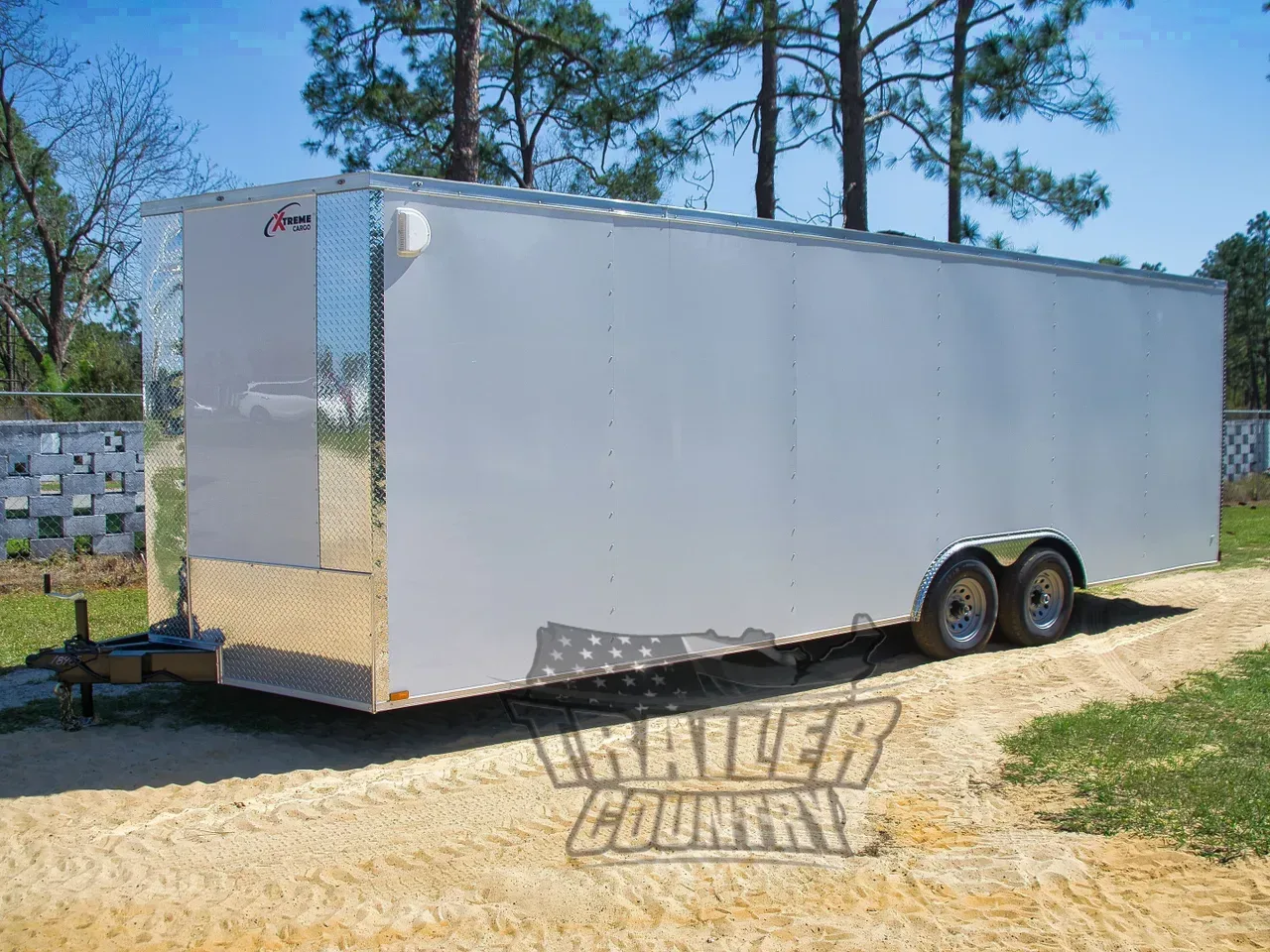 2026 Xtreme Cargo 8.5X24 With 5200# Axles Cargo / Enclosed Trailer