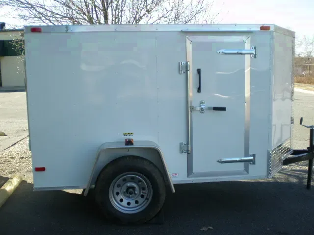 8ft Cargo Trailer V Nose Ramp Door-White