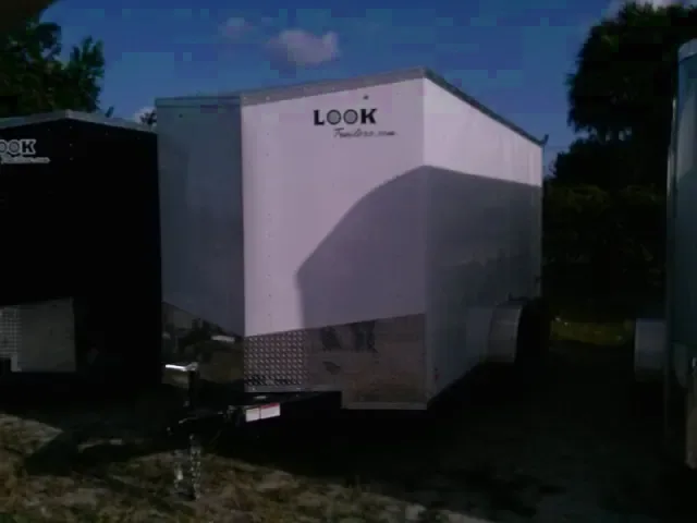 14FT WHITE V-NOSE TANDEM AXLE CARGO