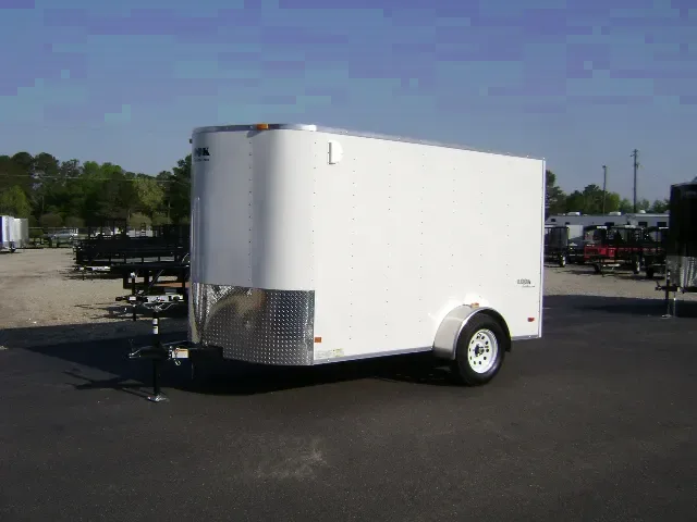 10FT V-NOSE ENCLOSED WITH DOUBLE REAR DOORS