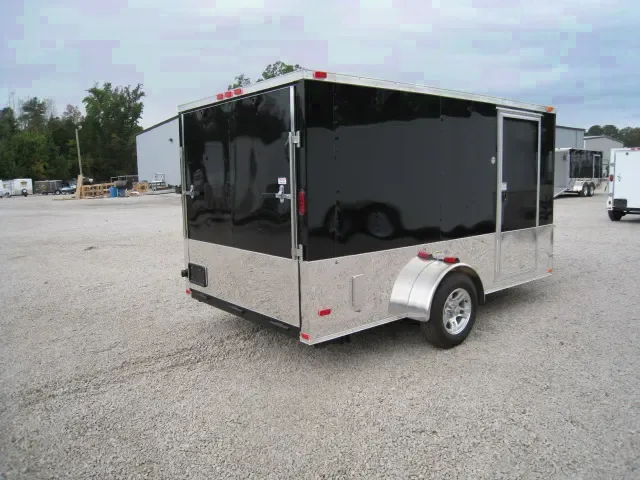 12FT V-NOSE CARGO TRAILER W/RAMP