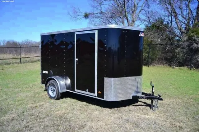 10ft Cargo Black Flat Front