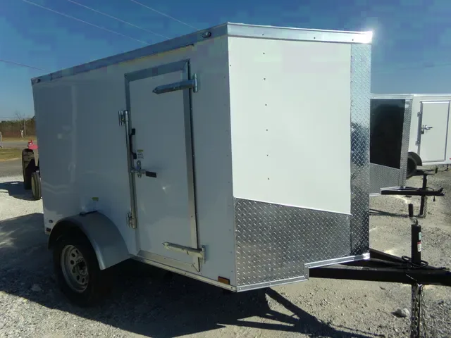 8FT V-NOSE WITH RAMP DOOR