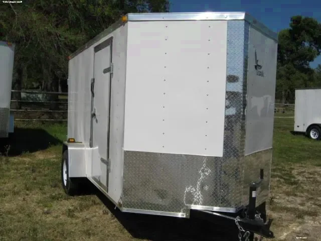 White 10ft V-Nose with MC Package