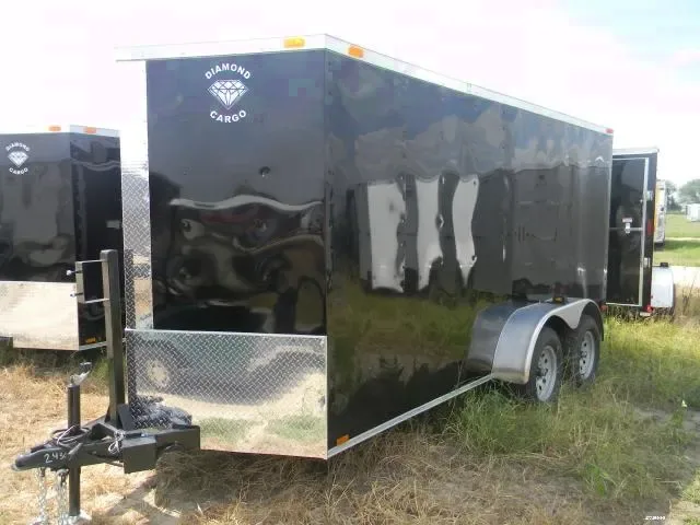 V-nose Cargo 14ft Tandem Axle w/Ramp door