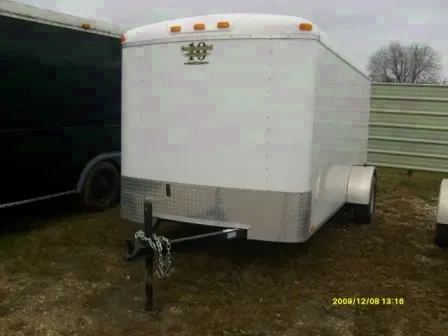 12FT White Enclosed w/Ramp Door