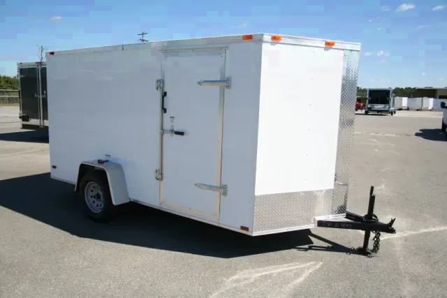 6 X 12 ENCLOSED CARGO TRAILER - PT Flr, Leds, Dexters